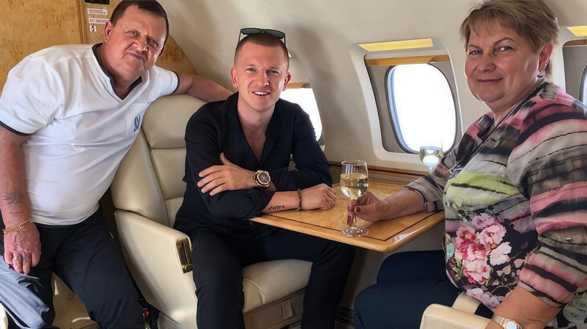 Павел Курьянов с родителями