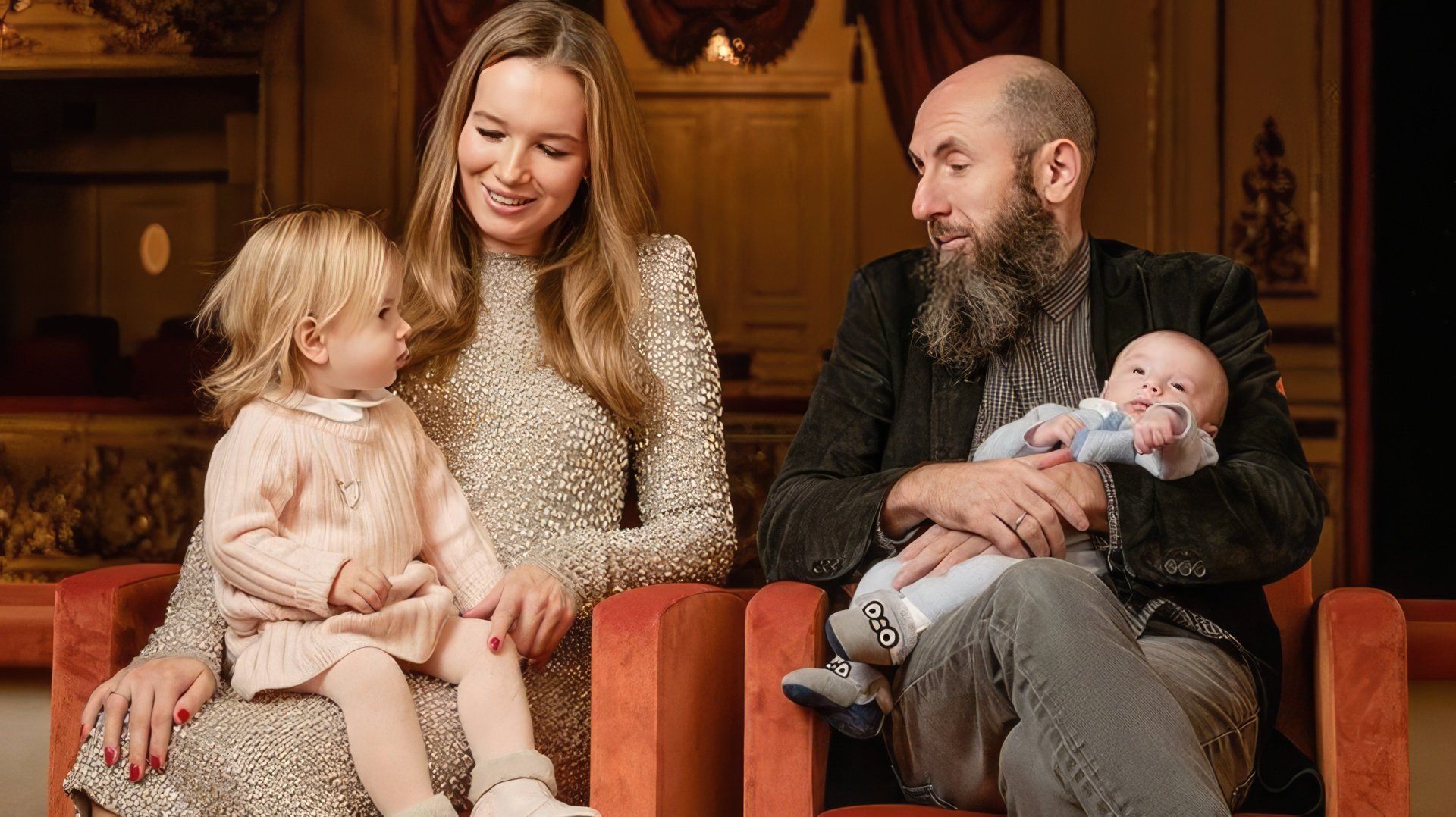 Владимир Кехман с женой Идой и детьми