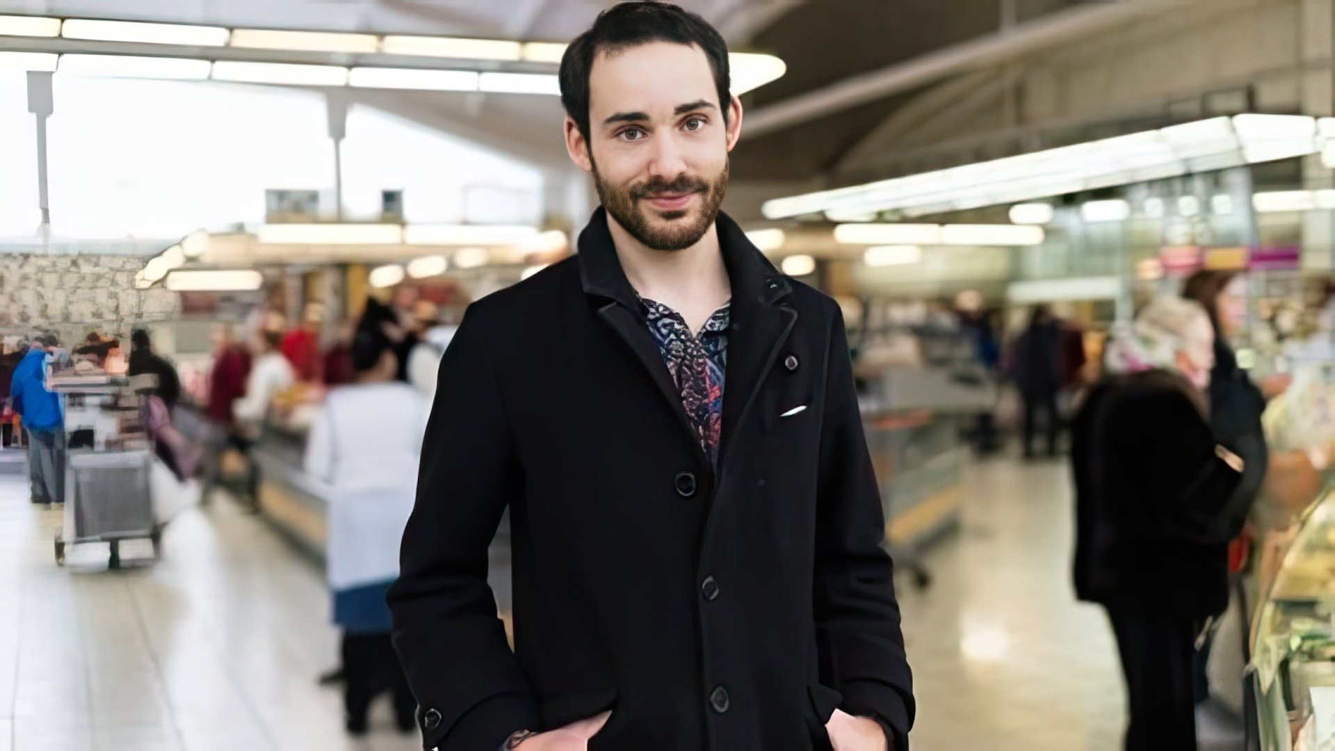 Лев - старший сын Аркадия Воложа